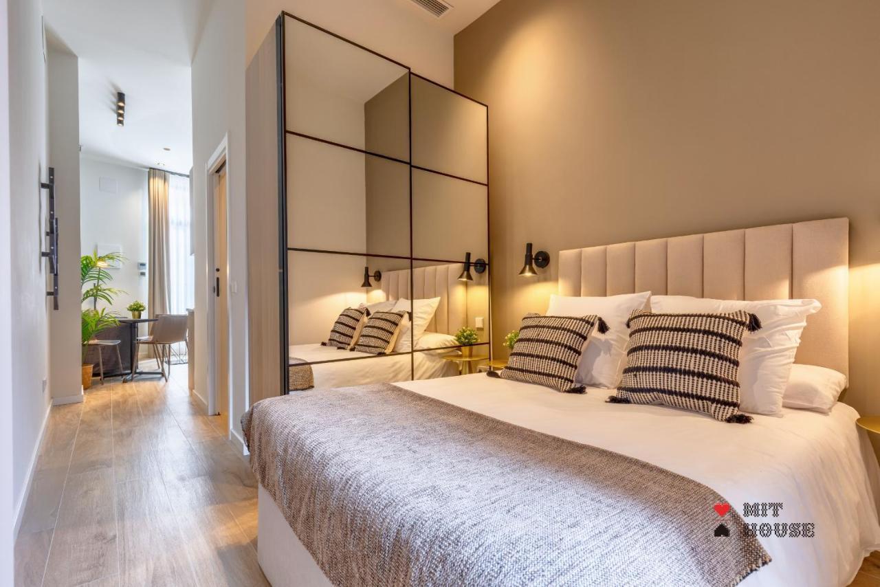 Castilla En Madrid Eksteriør billede